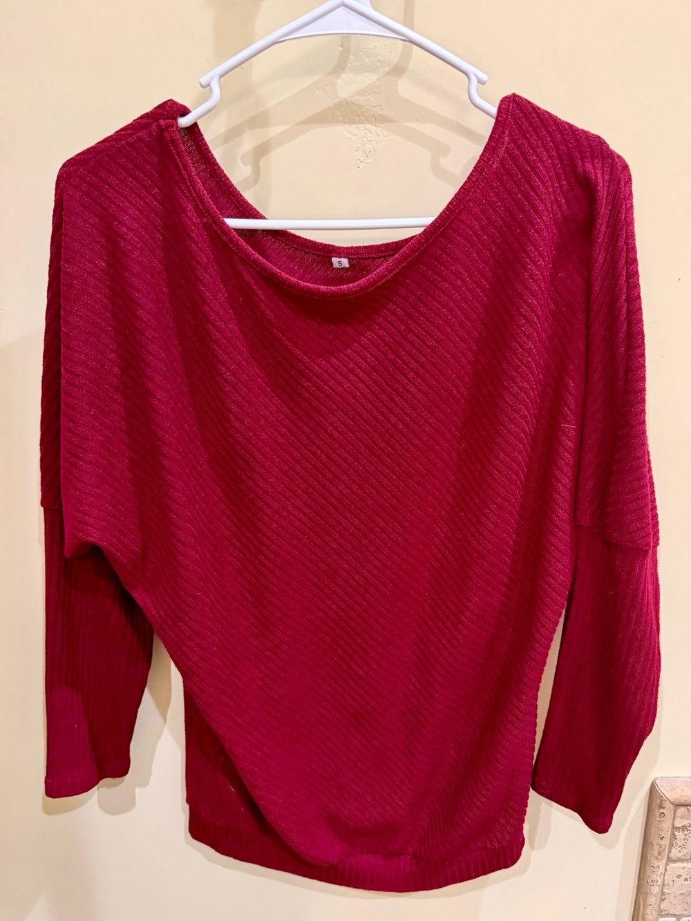 Women’s Ribbed Boatneck Sweater - Wine